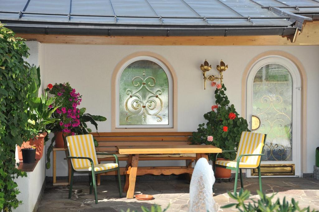 Haus Unterberg Hotel Kossen Exterior photo